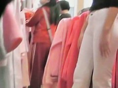 Candid jeans video of a brunette with amazing legs