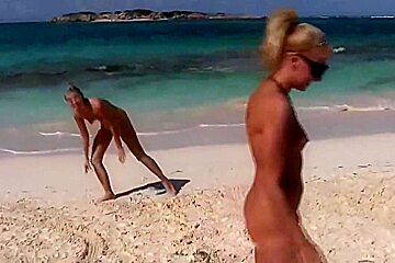 Carli Banks nude beach public