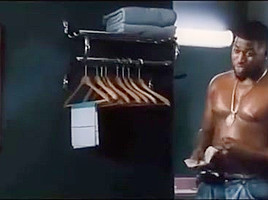 Celebrity Christina Ricci Smoking 9m27s 360p