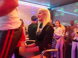 Cfnm amateurs fingered