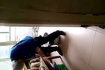 Chinese 75yo Granny Creampie