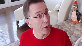 Christmas Morning Fucked To Her Step daughter