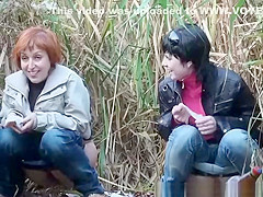 Chubby redhead and brunette chicks spied pissing
