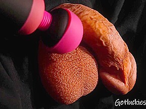 Close Up Vibration For And Huge Cumshot