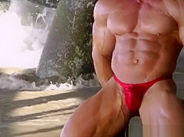 Con! The Red Devil on the beach!