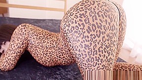 Cosplay Cheetah superhero being pussydrilled