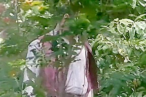 Country Comfort, Scene 1