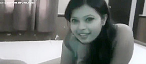Cute Desi Hooker Sucking Dick