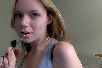 Cute american girl starte s dances and strips 004