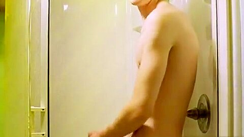 Daltronn Wank Fest in the shower
