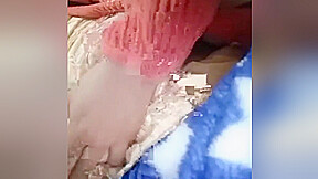 Desi Girl Shows Her Boobs