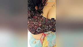 Desi Indian Geetahousewife Big Natural Boobs