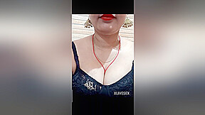 Desi Marathi Bhabhi Show His Lips And Boobs Live Video Camera Show