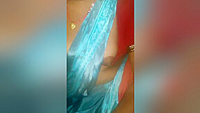 Desi Village Bhabhi Show Her Body On Cam