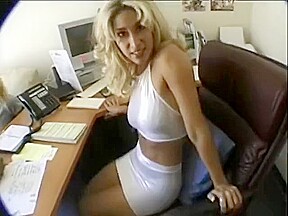 Desperate actress forces last minute audition on director 