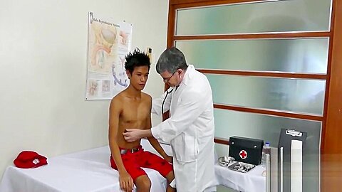 Doctor Step daddy tugs twink before shoving his rod deep inside