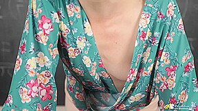 Downblouse Obsession - DownblouseJerk