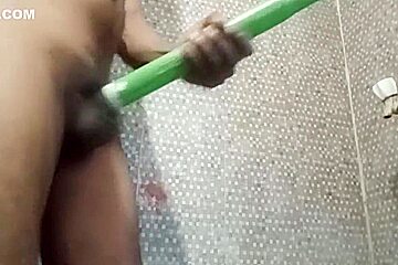 Dropped All The Semen Spilled By Putting It In The Pipe