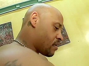 Ebony hairdresser squeezes her ass while he pumps her cunt raw