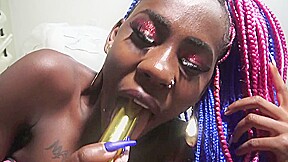 Ebony teen 18+ Pearl Teasing With Dildo And Chocolate - SoloAustria