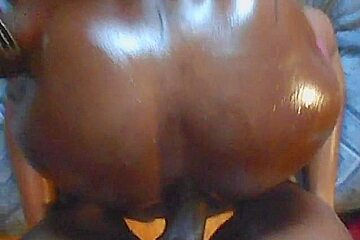 Ebony tranny gets her creamy cookie filled