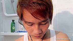 Em Strokes and Pees - GayAsianPiss