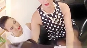 English Glamour Milf Rubs teens 18+ Pussy