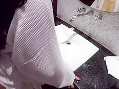 Esposa Rabuda Gostosa Sendo Fodida Com Forca Em Um Quarto De Motel Gemendo Muito