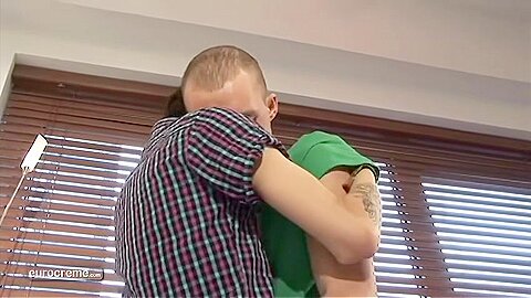 Eurocreme com - Emo twink takes huge dick!!