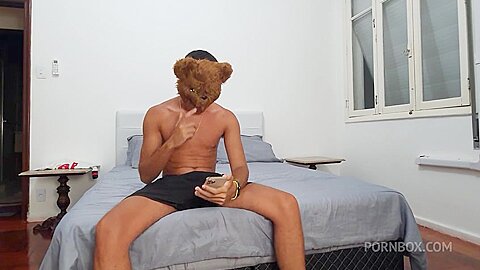Ex presidiario sendo feito puta pelo pauzudo - PissVids