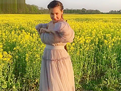 Fair Maiden - Finger Out My Creampie & Cum