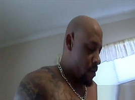 Fat babe spreading her legs wide video