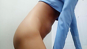 Female Masturbation - Fingers Herself Very Quickly