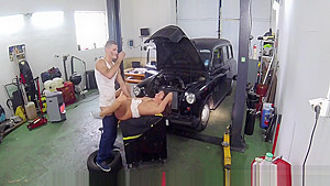 Female Taxi Driver Fucks Mechanic Man