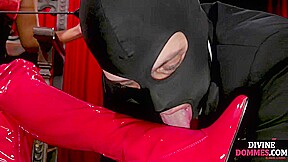 Femdom asks footworshipping from pathetic tied up sub