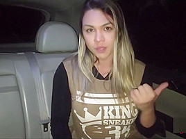 Fernandinha Fernandez inside the car, on the street wanting to fuck with e