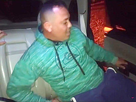 Fernandinha Fernandez inside the car, on the street wanting to fuck with e