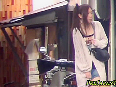 Fetish Asian Pees Outside