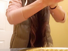 Fingering My Asshole While I Piss At The Thai Restaurant