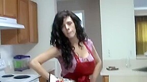 Frost my cake Step son - arianna labarbara early video