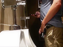 Fucking Hot Compilation Of Uncut Guys Pissing At The Bar