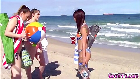 Fucking These Ladies On Spring Break Is A Must