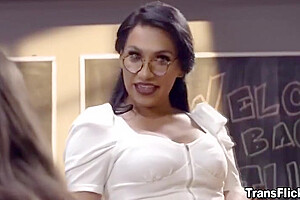Fucks Three Of Her Hot students 18+ With Jessy Dubai
