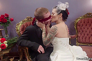 Full-bosomed Bride Shemale Assfuck Fucks Her Lover