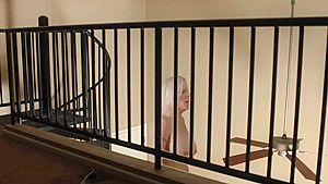 GIANTESS GROWTH - Veronica Vaughn Grows Larger When You Stroke Your Cock