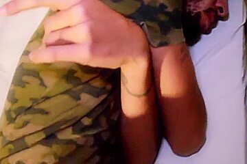 Gay Porn - Sexo No Quartel 6 Min