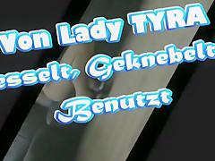 Gefesselt, und benutzt