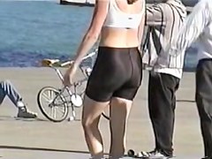 Girl has ridden the bicycle and showed the candid shorts ass 06zb
