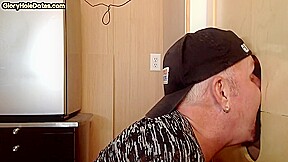 Gloryhole BJ loving gaydaddy sucks cock in amateur video