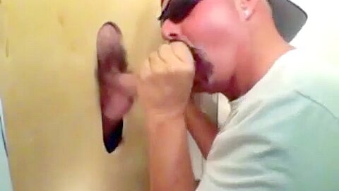 Gloryhole Fan Returns For Another Suck Off - GloryholeHookups